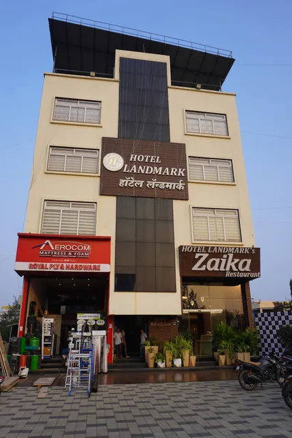 HOTEL LANDMARK