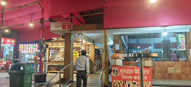 Shree Gurudas Cafe - Pune-Mumbai Expressway, Before Khalapur Toll Naka