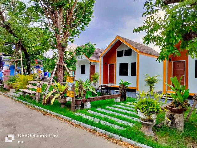 แอทโฮมไร่พอดี รีสอร์ท @t home raipordee resort