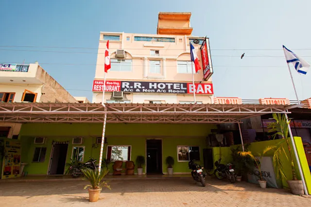 R.R Hotel Bar Non Veg Restaurant and take away pushkar