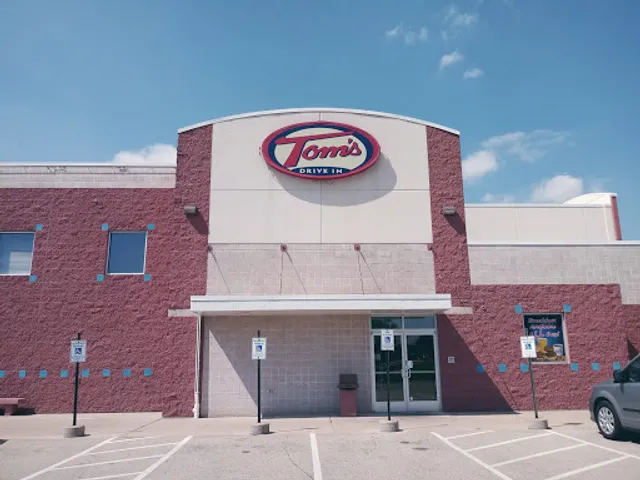 Tom's Drive In