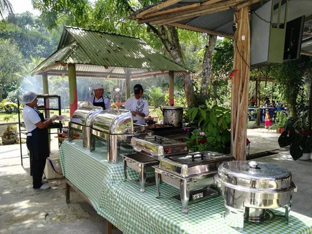 Las Amazonas Balneario-Restaurant