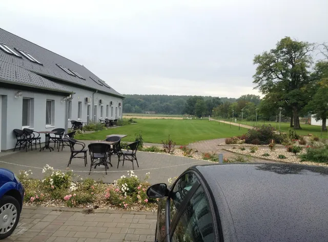 Hédervári Equestrian Club Guest House