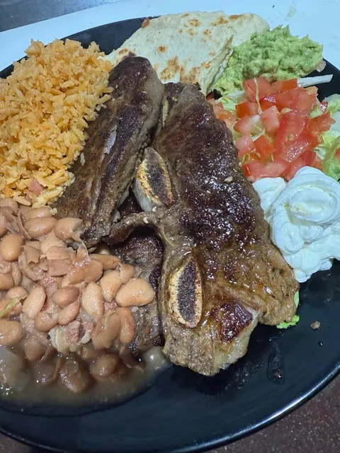 El Relincho Restaurant