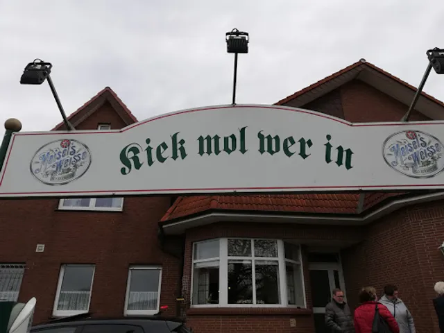 Zum Alten Kloster - Familie Nieporte Gasthaus u. Saalbetrieb in Wallenhorst