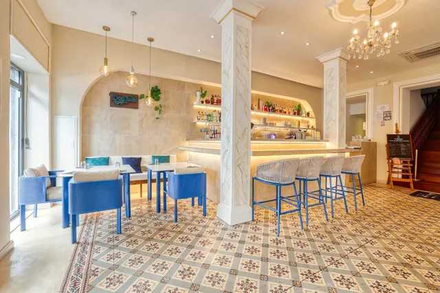 Artemis bar restaurant