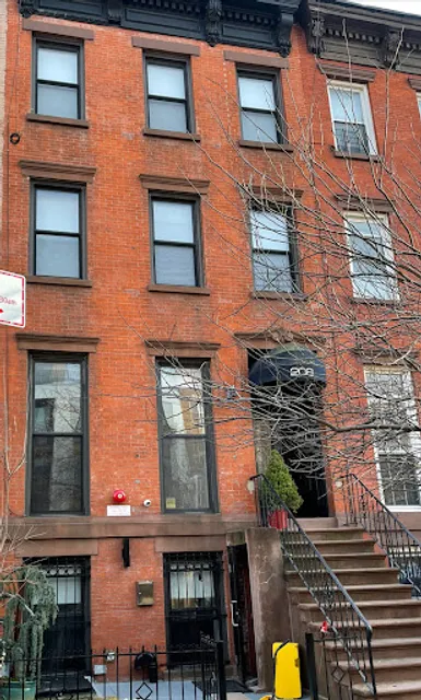 Yellow Block Bed & Breakfast