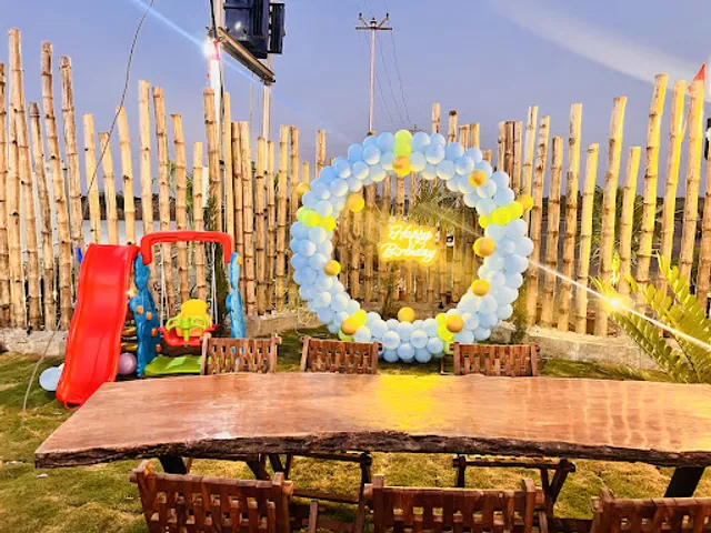 The Bamboosa Family Restaurant