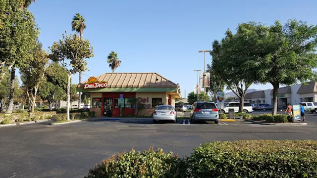 Del Taco