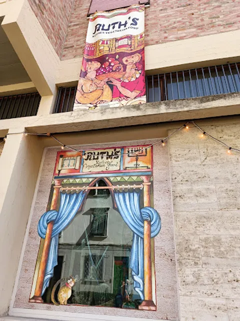 Ruth's Kosher Jewish Restaurant