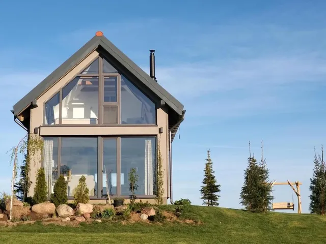 Domy Wakacyjne Babie Lato i Wiatr w Kominie