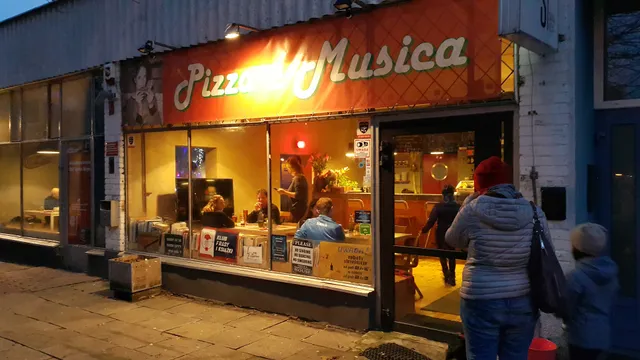 OSP SASKA KĘPA PIZZA I WINO