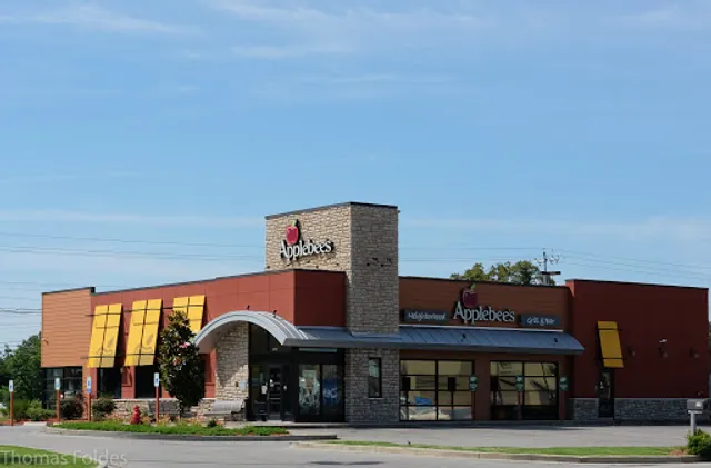 Applebee's Grill + Bar