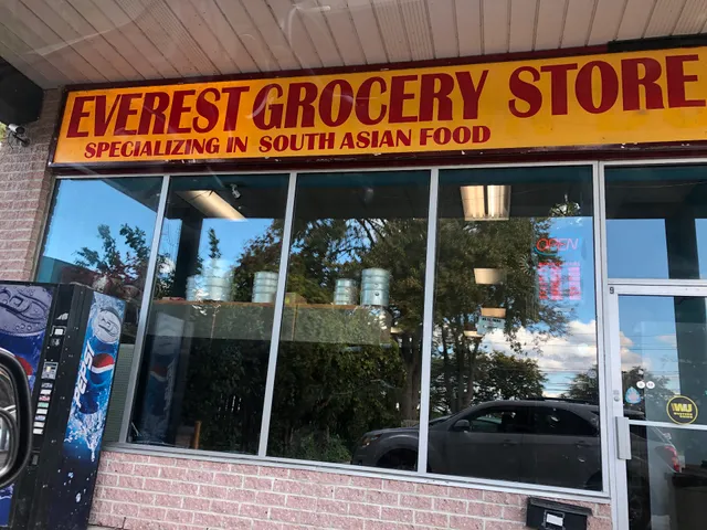 Everest Grocery Store