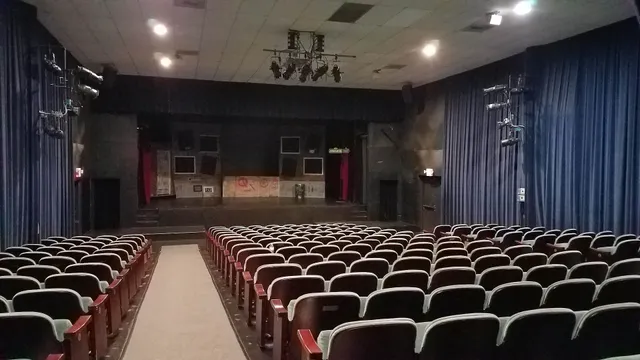 Village Square Theatre