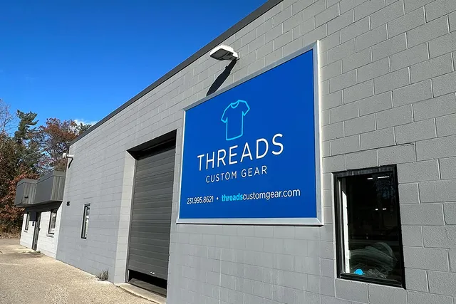 Threads Custom Gear