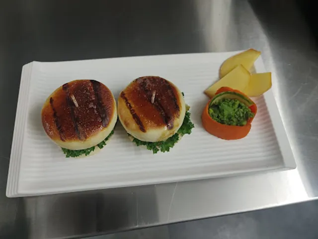 THE KALIMPONG LOCAL, bistro