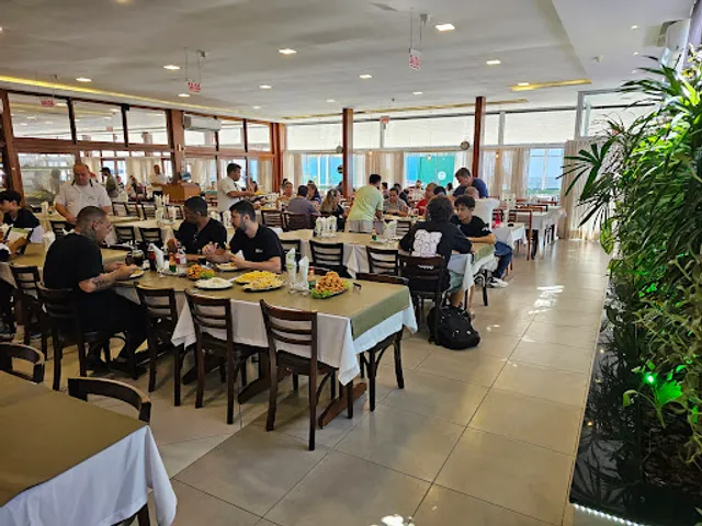 Espetinho de Ouro - Camarão, Carnes, Peixes, e Buffet de Saladas e Sobremesas
