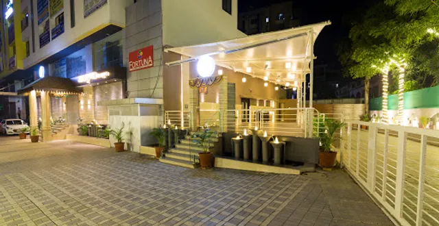 Radha Krishna Veg Cuisine