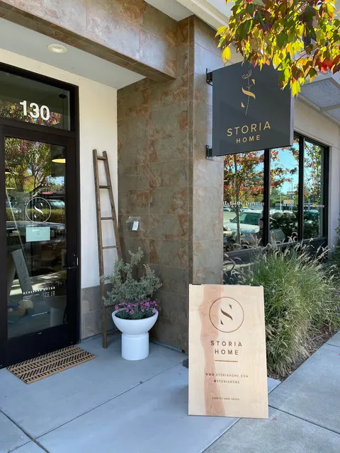Storia Home