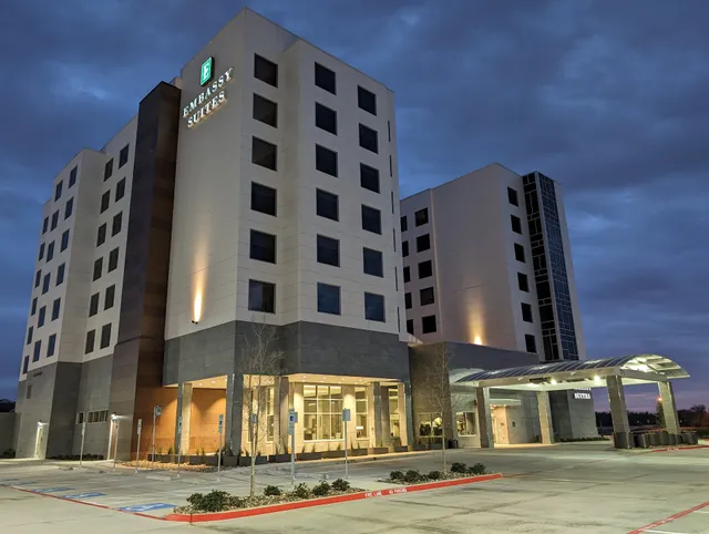 Embassy Suites by Hilton Irving Las Colinas