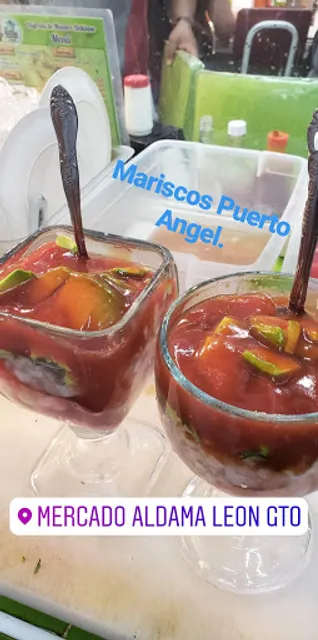 Mariscos Puerto Ángel.