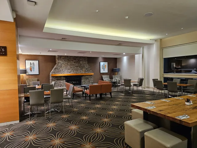 Chapmans Buffet & Bar