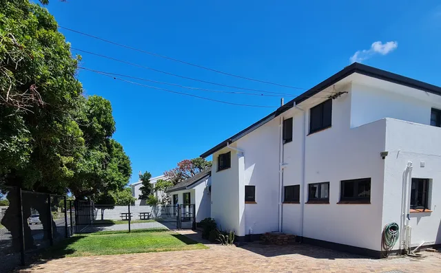 Zonnekus Guest House