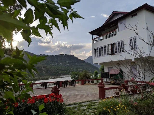 Jimmy's River Resort