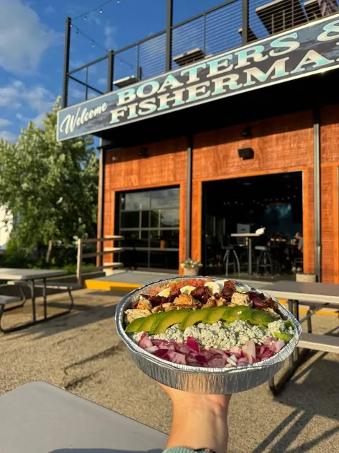 Sippi-Side Pub Grill and Liquor Store