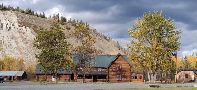 Gakona Lodge & Trading Post
