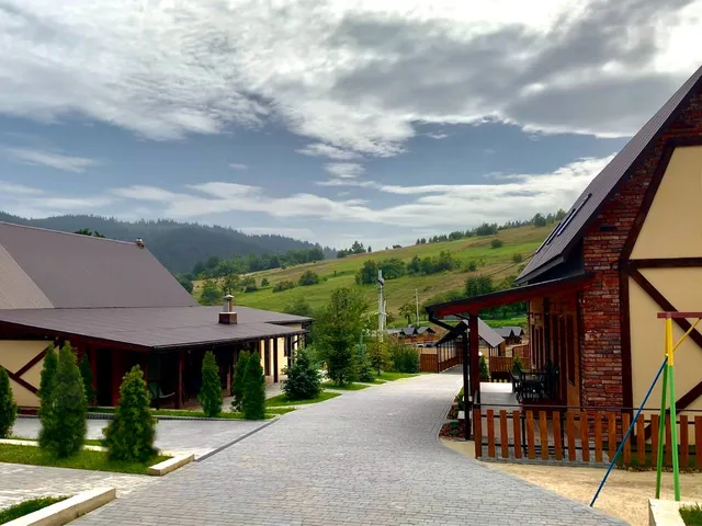 Bilychi. Відпочинковий комплекс у Карпатах