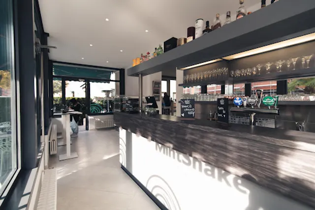 MintShake Café