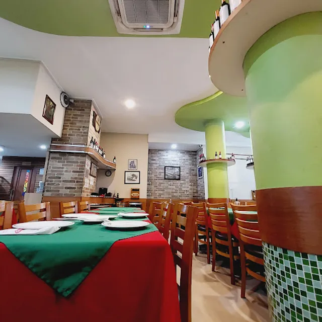 Cantina Luna Di Capri