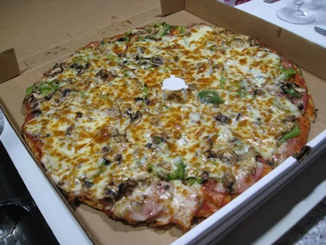 Santa Lucia Pizza Regent