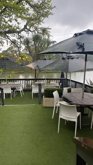 The Landing Restaurant at The Riverhead