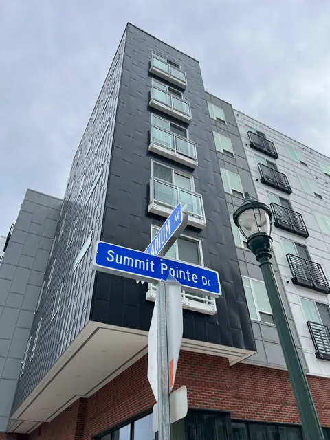 Summit Pointe