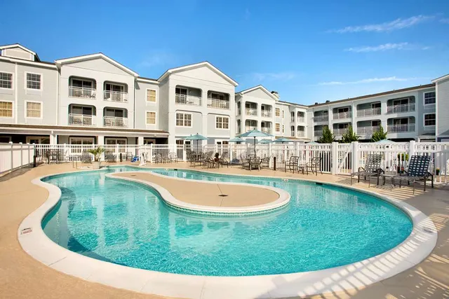 Hampton Inn & Suites Outer Banks/ Corolla