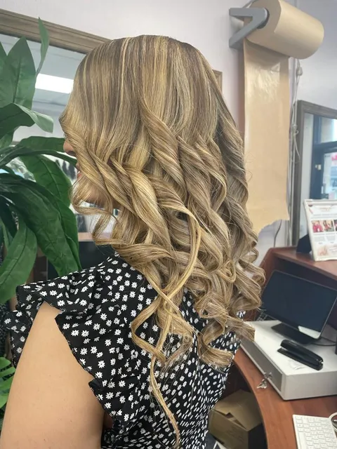 Nu Magazine Hair Salon