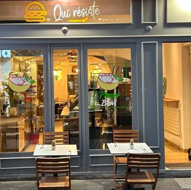 Qui Résiste ? & PLANET BOWL | Burger & Poké Bowl | Lausanne