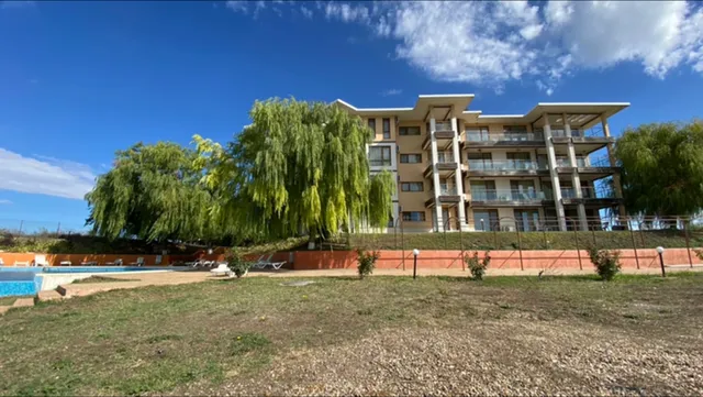 July Morning Seaside Resort