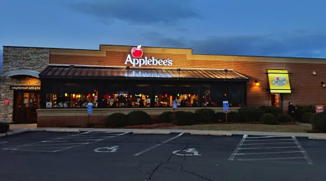 Applebee's Grill + Bar