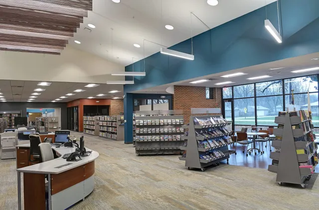 Fossil Ridge Public Library