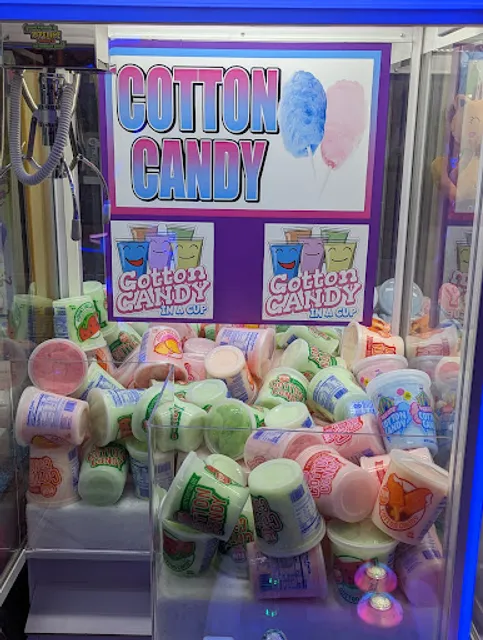 Pizza Chalet & Johnnie's Broasted Chicken