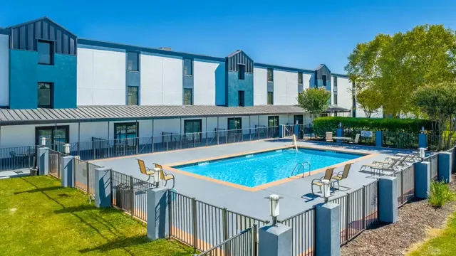 Comfort Inn & Suites Chattanooga-East Ridge