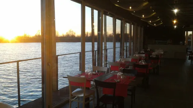 Tintero Boat - Italian Fish Restaurant