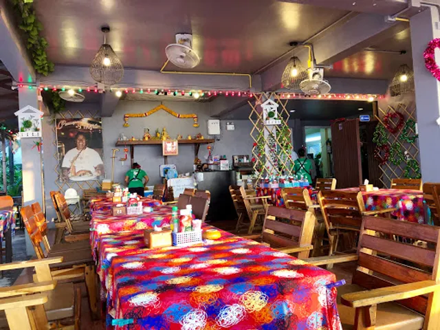 Pond Restaurant & Bar