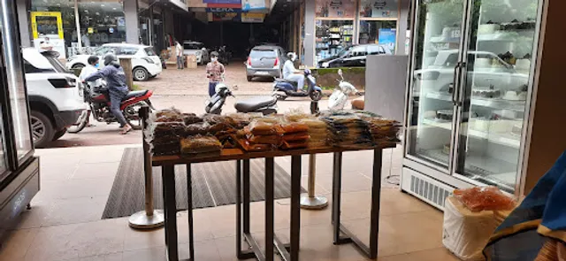 MRA Restaurant And Bakery