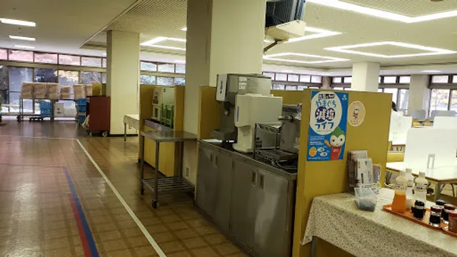 山口県職員会館 食堂