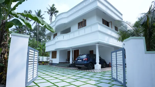 THAS APARTMENT NEAR RAJAGIRI HOSPITAL ALUVA